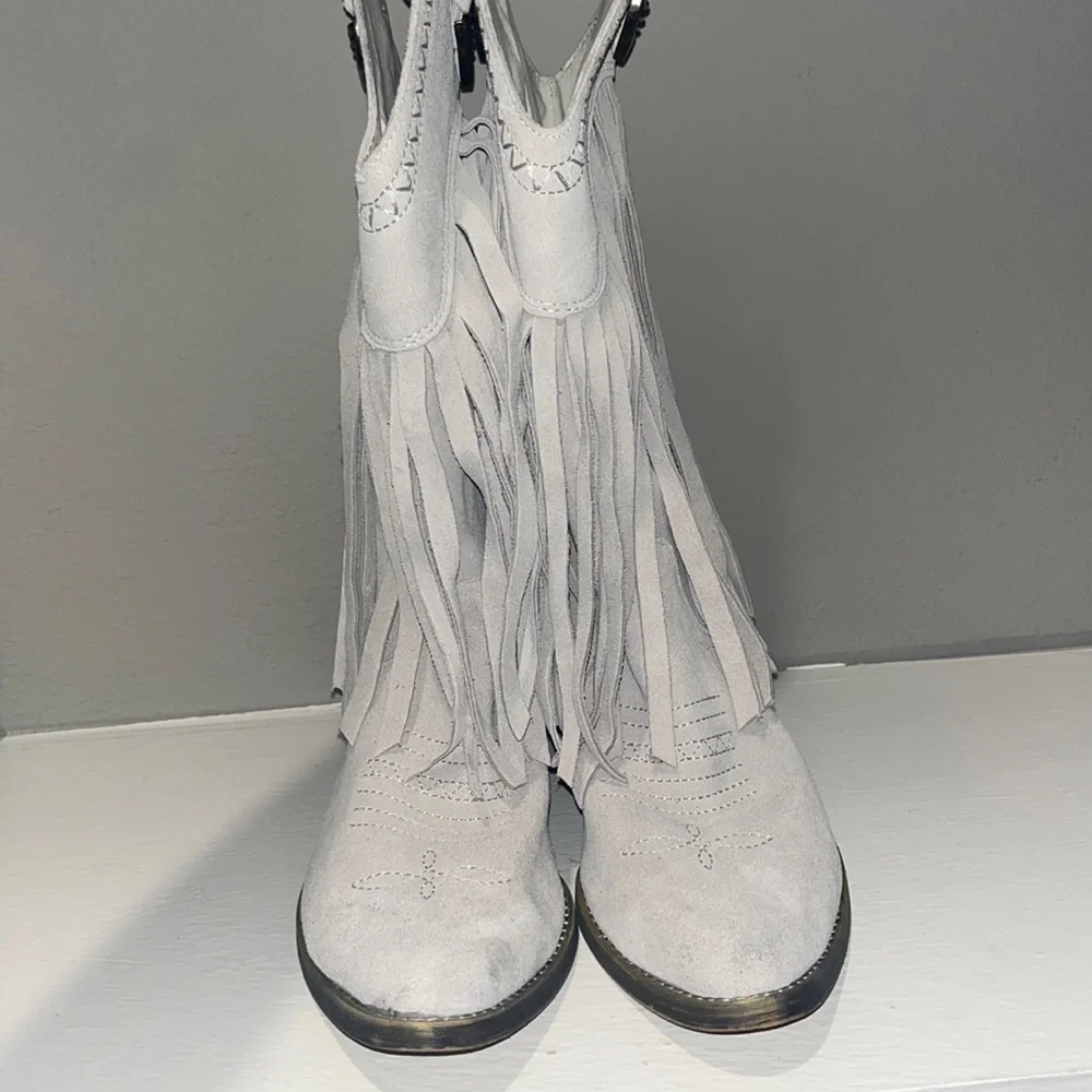Beige Western Boots - Picture 3 of 5